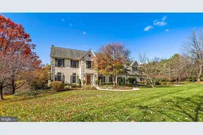 2 Hillsyde Court, Cockeysville, MD 21030 - Photo 1