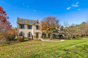 2 Hillsyde Ct, Cockeysville, MD 21030 - Photo 1