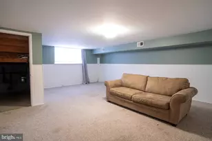 933 Elm Rd, Halethorpe, MD 21227 - Photo 14