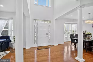 5603 Overlook Ct, White Marsh, MD 21162 - Photo 2