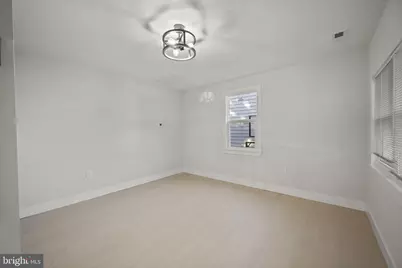 821 S Woodlynn Road, Baltimore, MD 21221 - Photo 4