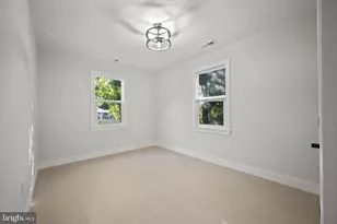 821 S Woodlynn Rd, Baltimore, MD 21221 - Photo 14