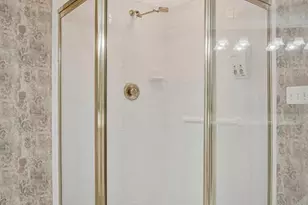 12300 Rosslare Ridge Rd, Lutherville Timonium, MD 21093 - Photo 32