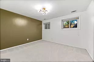 6909 Jones View Dr, Baltimore, MD 21209 - Photo 22