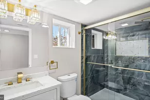 9303 Hillside Ave, Parkville, MD 21234 - Photo 10