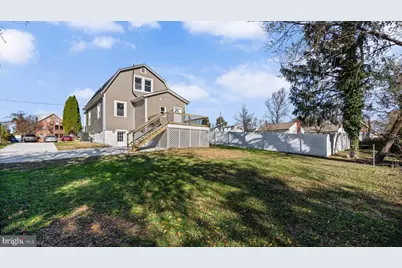 9303 Hillside Avenue, Parkville, MD 21234 - Photo 4