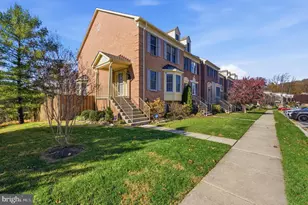 900 Hidden Moss Dr, Cockeysville, MD 21030 - Photo 2