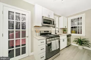 4 N Belle Grove Rd, Baltimore, MD 21228 - Photo 14