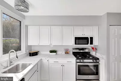 12 Stoneridge Court, Baltimore, MD 21239 - Photo 8