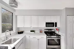 12 Stone Ridge Ct, Baltimore, MD 21239 - Photo 8