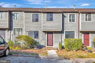 12 Stone Ridge Ct, Baltimore, MD 21239 - Photo 2