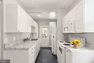 240 Burke Ave, Towson, MD 21286 - Photo 8