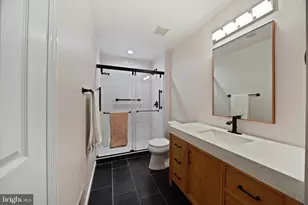 9729 Denrob Ct, Baltimore, MD 21234 - Photo 40