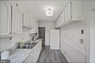 36 Darrow, Baltimore, MD 21228 - Photo 14