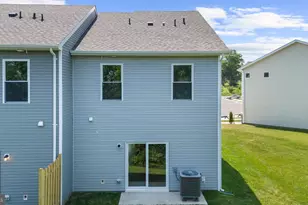 8110 Bartholomew Ct, Baltimore, MD 21206 - Photo 4