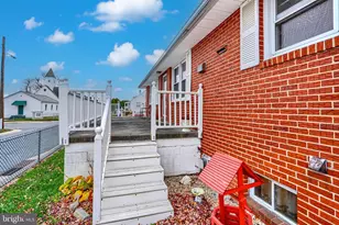 3118 Lynch Rd, Sparrows Point, MD 21219 - Photo 8