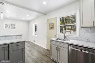 9307 Thornewood Dr, Baltimore, MD 21234 - Photo 18