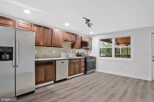 7813 St Patricia Ln, Baltimore, MD 21222 - Photo 2