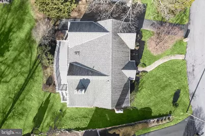 1112 Hampton Garth, Baltimore, MD 21286 - Photo 2