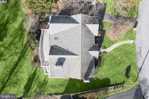 1112 Hampton Garth, Baltimore, MD 21286 - Photo 2