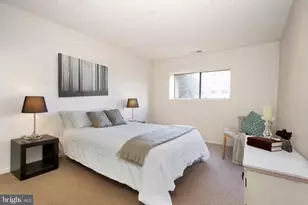 7202 Rockland Hills Dr, Baltimore, MD 21209 - Photo 8