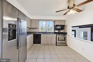 17 Deep Dale Dr, Lutherville Timonium, MD 21093 - Photo 12