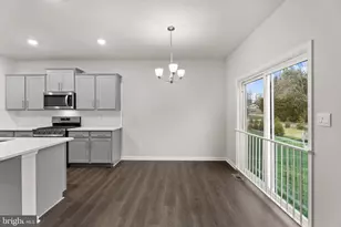 5 Comes Rdg Ct, Rosedale, MD 21237 - Photo 10