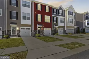 7255 Martin Farm Cir, Baltimore, MD 21237 - Photo 1