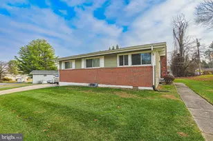 8205 Arrowhead Rd, Baltimore, MD 21208 - Photo 1