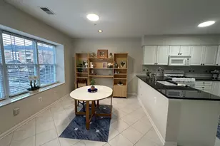 12103 Tullamore Ct, Lutherville Timonium, MD 21093 - Photo 10