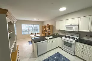 12103 Tullamore Ct, Lutherville Timonium, MD 21093 - Photo 6