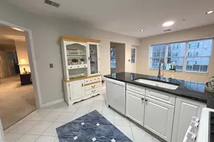 12103 Tullamore Ct, Lutherville Timonium, MD 21093 - Photo 2