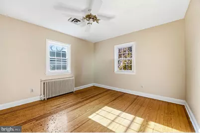 13 Harrison Avenue N, Baltimore, MD 21220 - Photo 4
