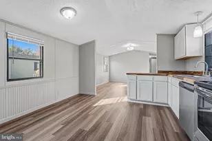 136 Rodeo Cir, Baltimore, MD 21220 - Photo 12