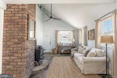 611 N Stuart Street, Baltimore, MD 21221 - Photo 12