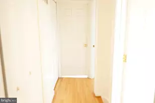 927 Grovehill Rd, Halethorpe, MD 21227 - Photo 10