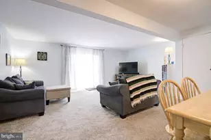 144 E Orange Ct, Parkville, MD 21234 - Photo 8