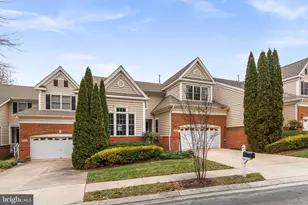 5409 Jacks Ct, Baltimore, MD 21228 - Photo 2