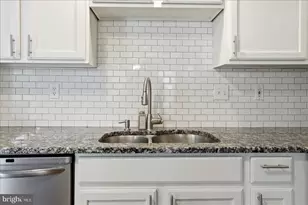 5312 Abbeywood Ct, Baltimore, MD 21237 - Photo 16