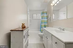 7316 Hughes Ave, Baltimore, MD 21219 - Photo 30