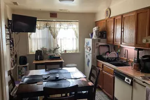 22 Kettle Ct, Baltimore, MD 21244 - Photo 4