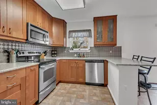 3020 Indiana Ave, Baltimore, MD 21227 - Photo 8