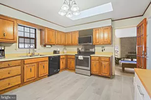 8608 Kratz Ln, Baltimore, MD 21244 - Photo 6