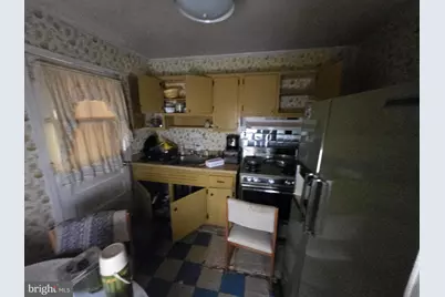 3506 Cornwall Court, Baltimore, MD 21222 - Photo 4