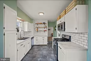 4 Elinor Ave, Baltimore, MD 21236 - Photo 8