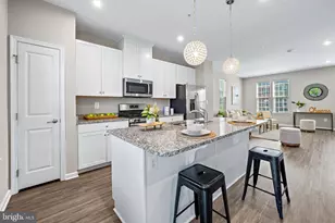 8206 Kirk Farm Cir, Windsor Mill, MD 21244 - Photo 10