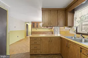 1409 Maple Ave, Baltimore, MD 21221 - Photo 8