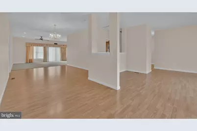 1325 E Riverside Avenue, Baltimore, MD 21221 - Photo 10