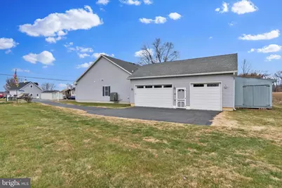 1325 E Riverside Avenue, Baltimore, MD 21221 - Photo 6