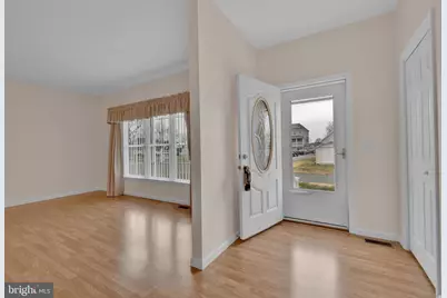 1325 E Riverside Avenue, Baltimore, MD 21221 - Photo 8